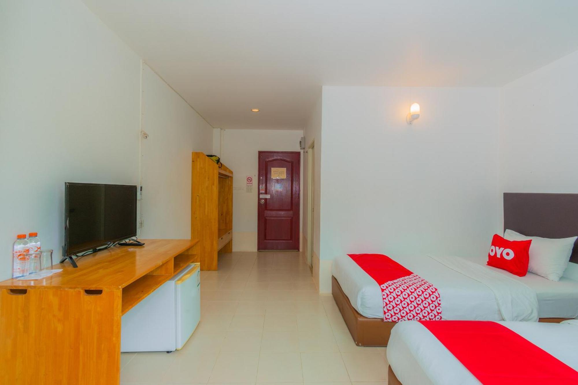 OYO 614 Koh Lak Resort Prachuap Khiri Khan Bagian luar foto