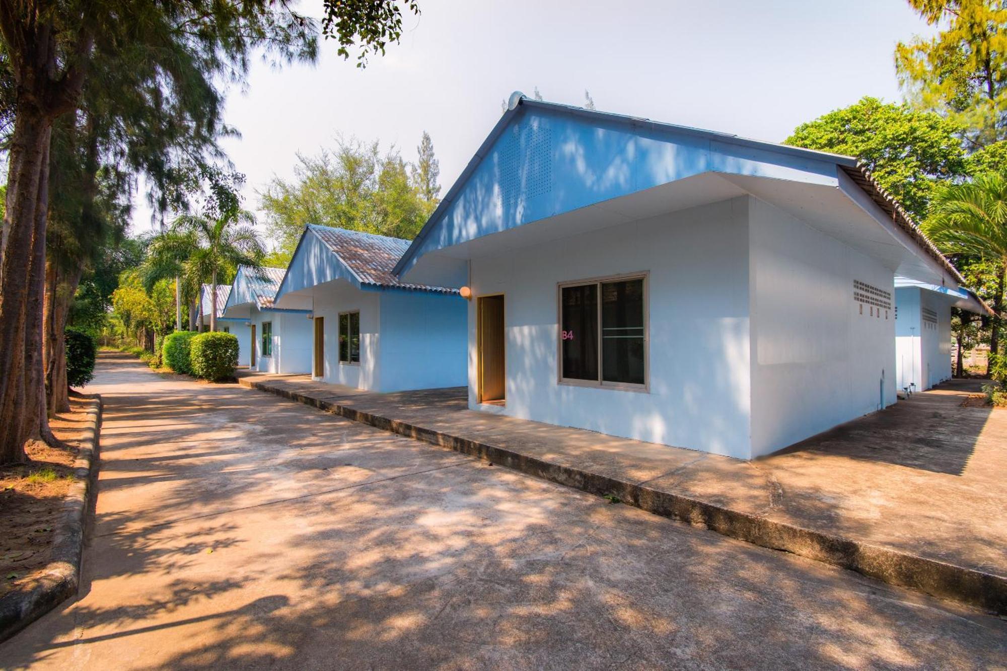 OYO 614 Koh Lak Resort Prachuap Khiri Khan Bagian luar foto